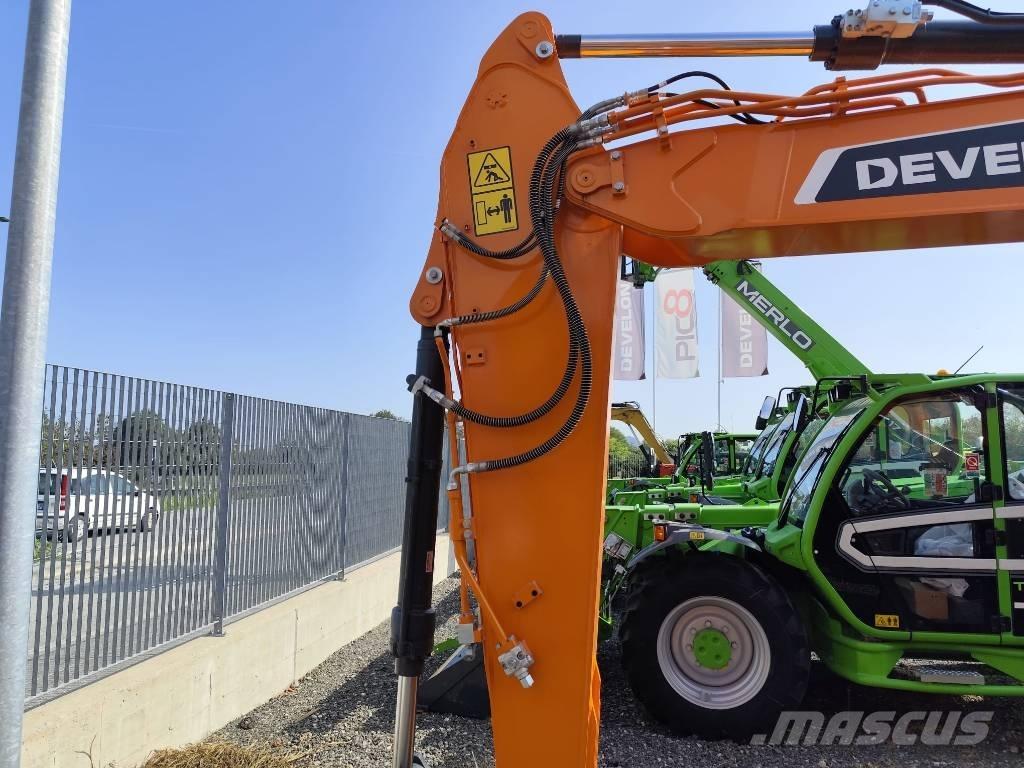 Develon DX 140 LCR-7 Escavatori cingolati