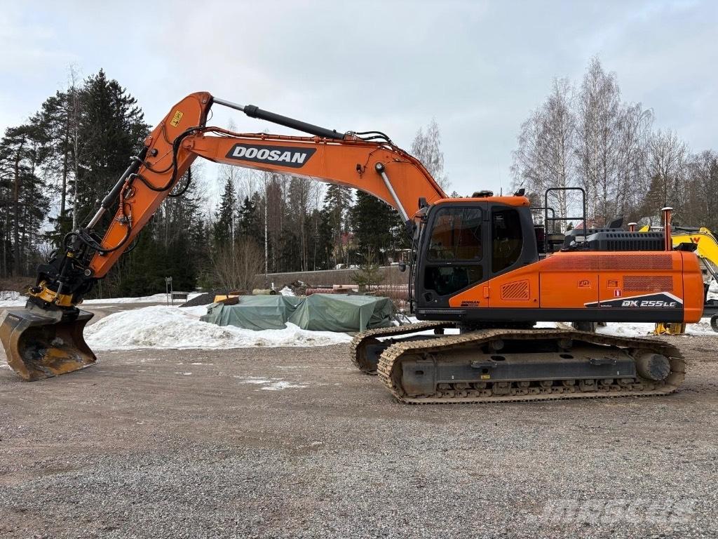 Doosan DX 255 LC-7 Escavatori cingolati