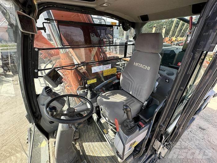 Hitachi ZX140W-6 Escavatori gommati