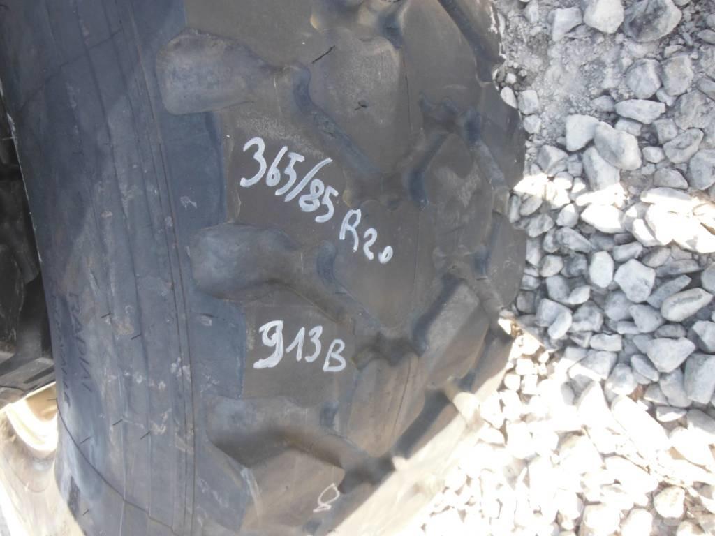 Michelin 365/85R20 Pneumatici, ruote e cerchioni