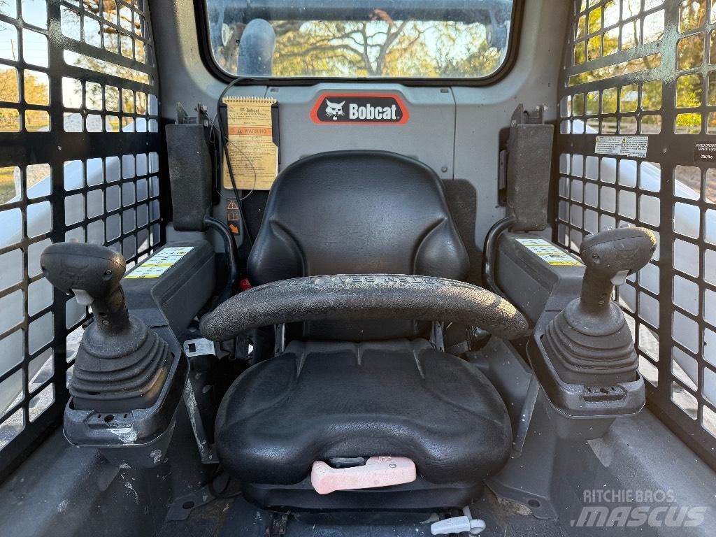 Bobcat T 64 Mini Pale Gommate