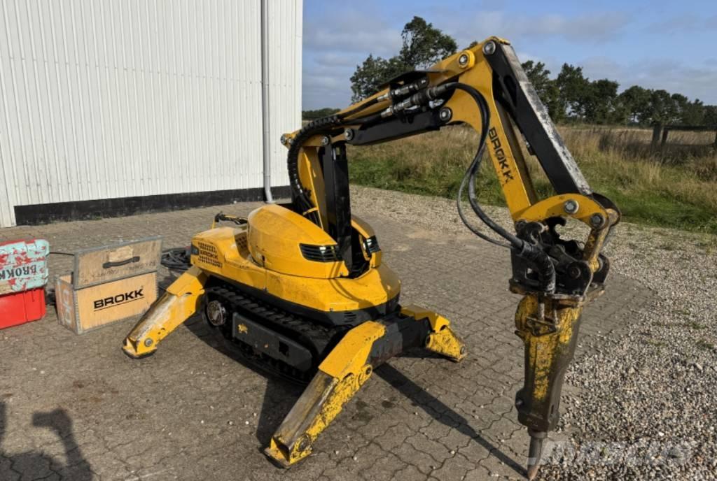 Brokk 110 Escavatori da demolizione