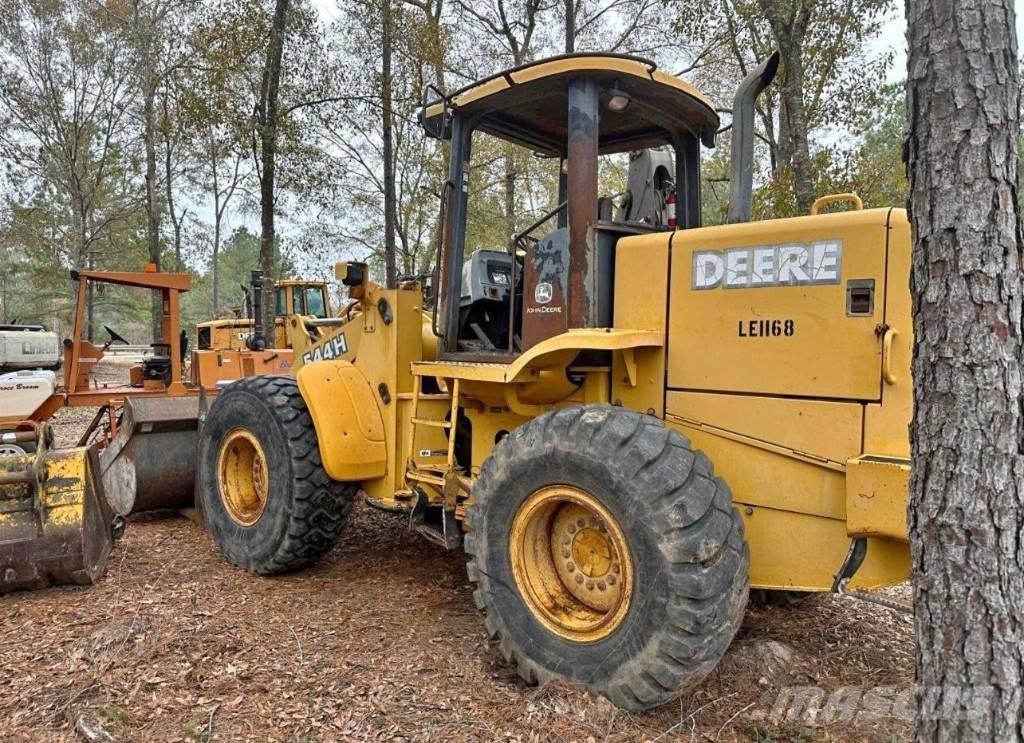 John Deere 544 H Pale gommate