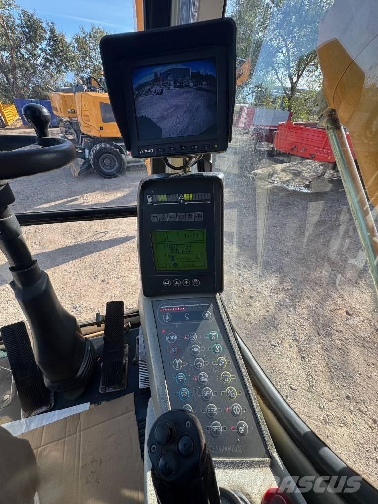 Liebherr A 904 C Movimentazione rifiuti