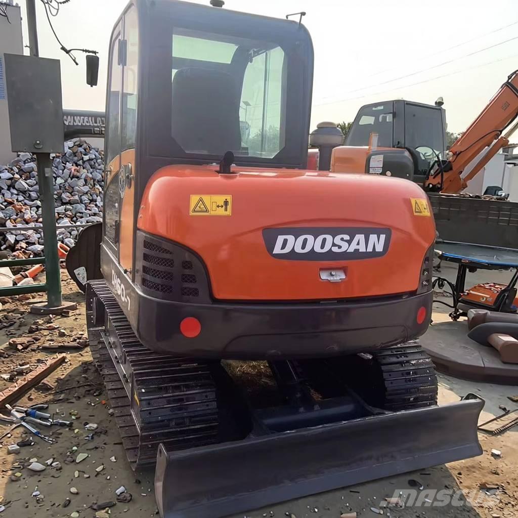 Doosan DH 60 Miniescavatori