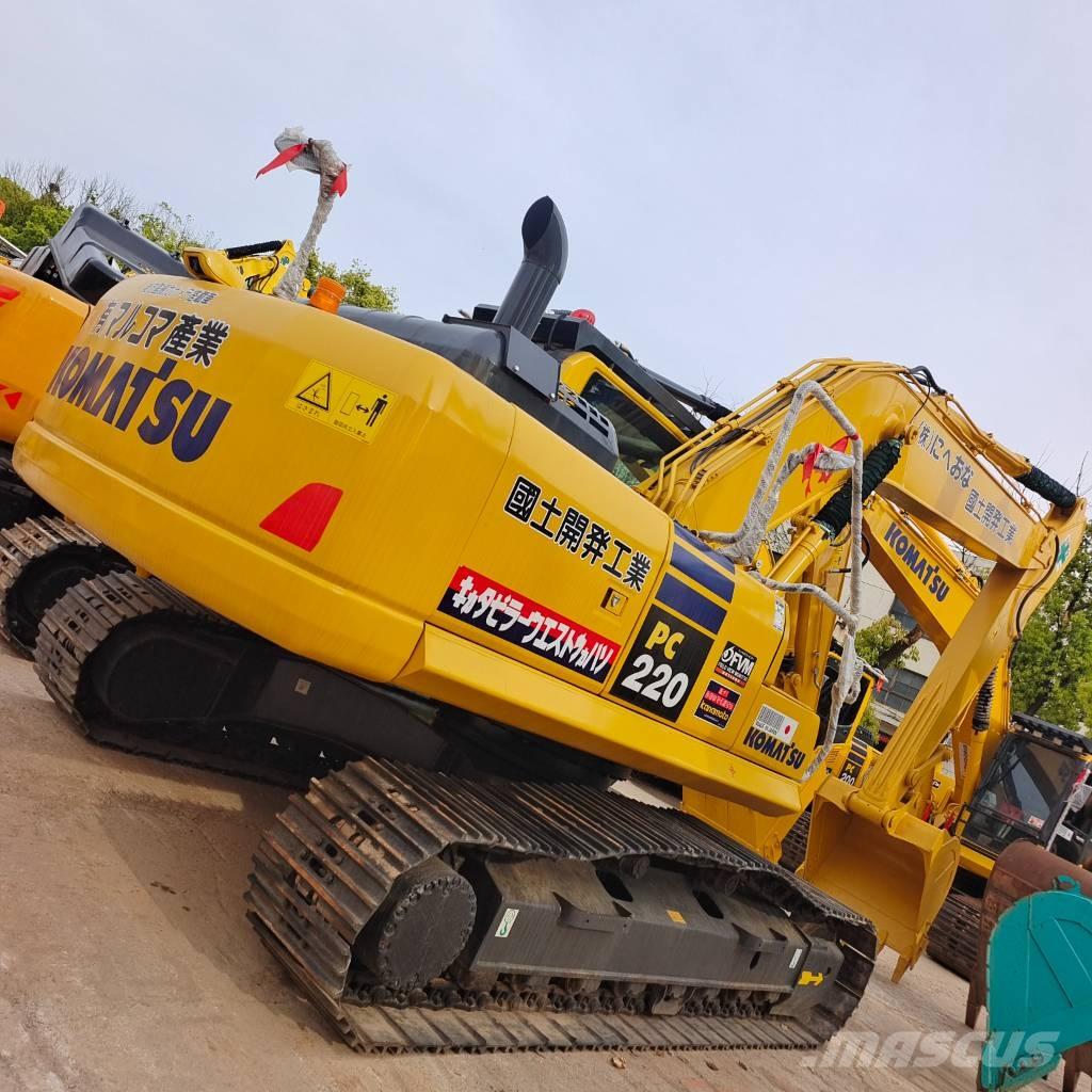 Komatsu PC 220-8 Escavatori cingolati