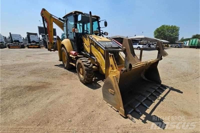 CAT 426F2 TLB Terne