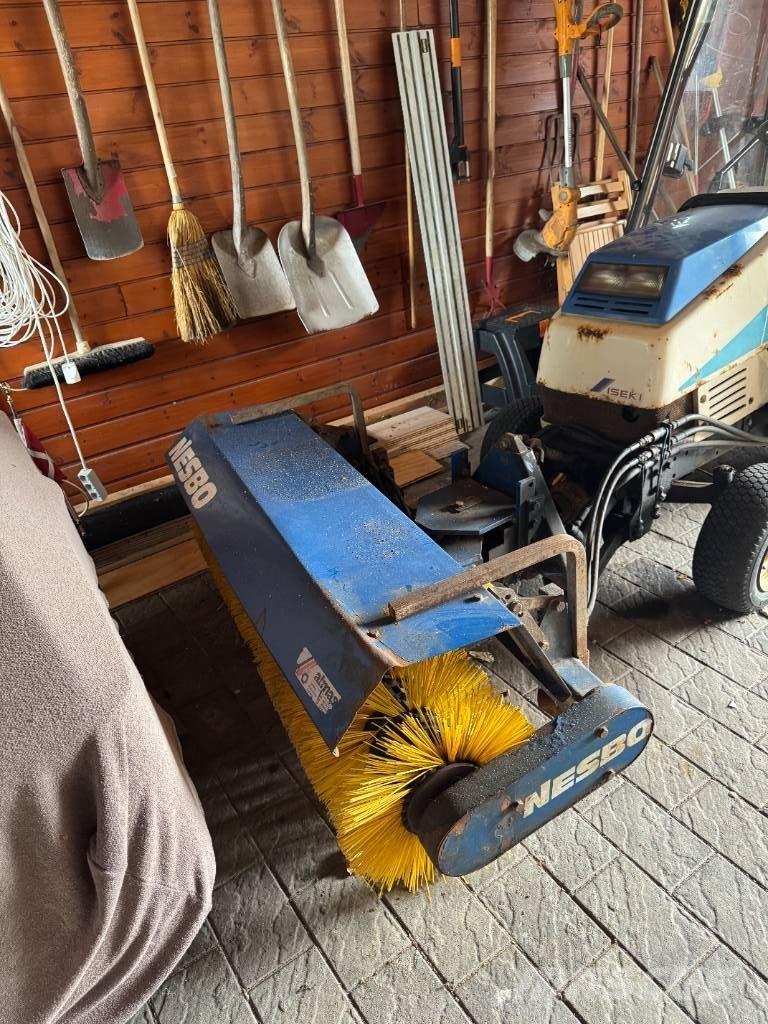 Iseki Hydro Altri macchinari per strade e neve