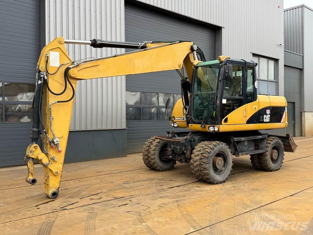 CAT M315D Escavatori gommati