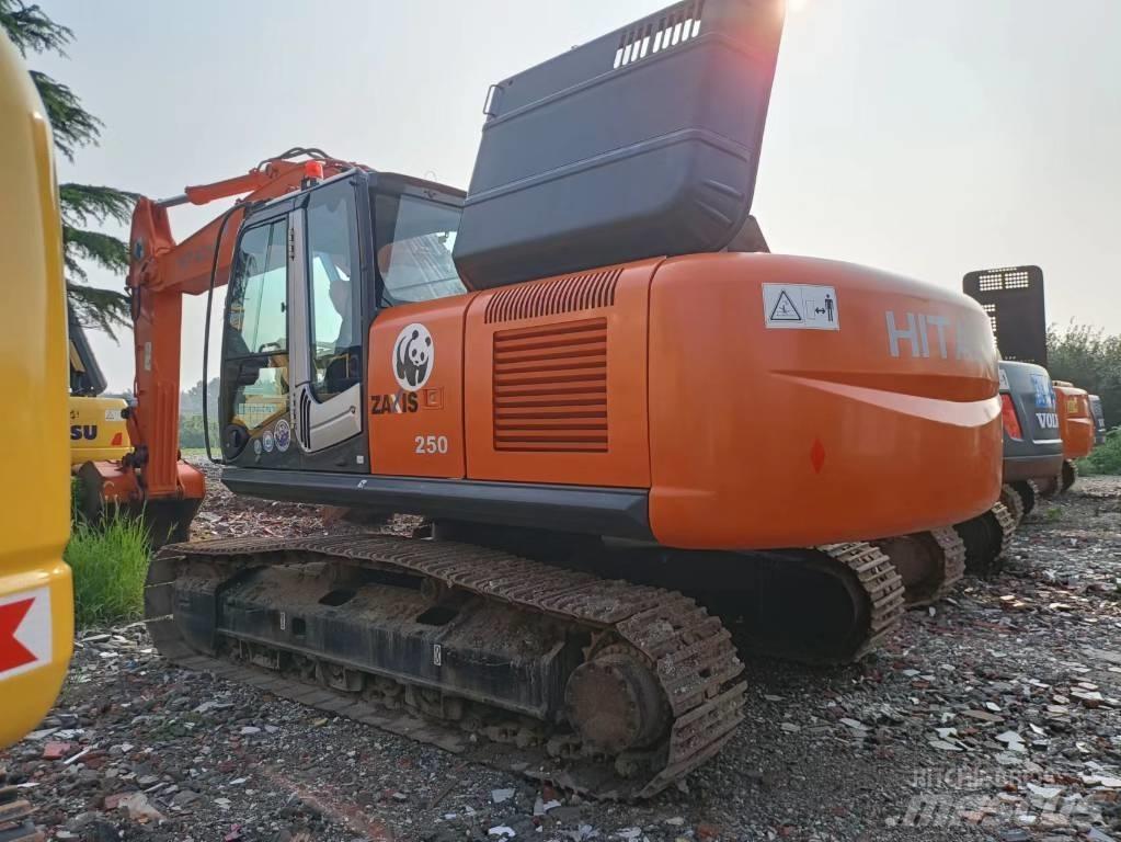 Hitachi ZX 250 LC Escavatori cingolati