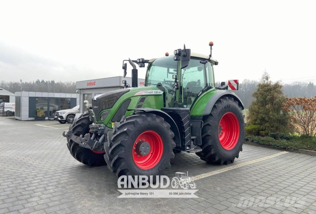 Fendt 720 Vario S4 Trattori