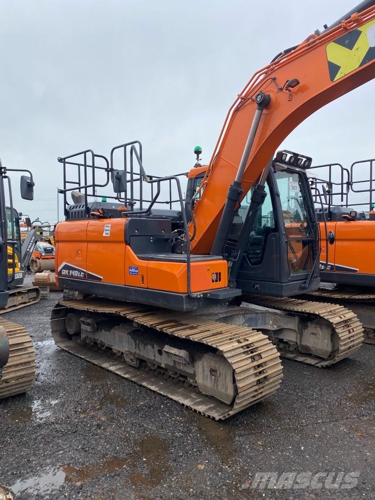 Doosan DX 140 LC Escavatori cingolati