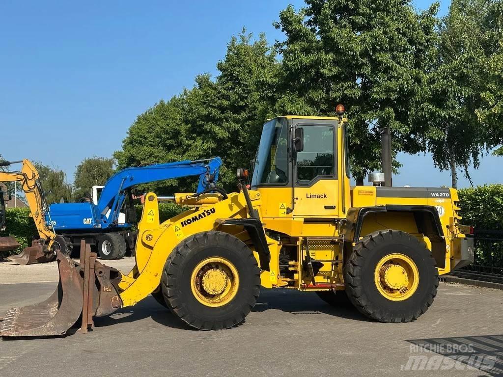 Komatsu WA270-3 Pale gommate