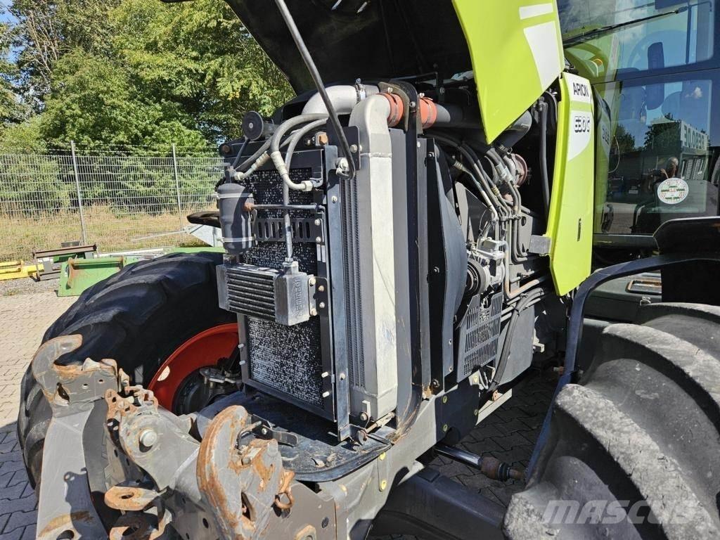 CLAAS ARION 630 C Trattori