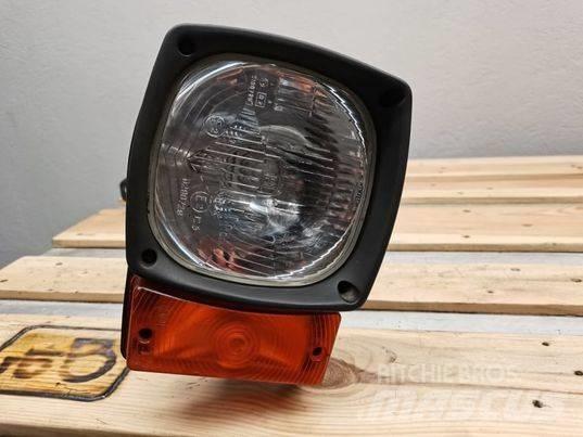 JCB 535-95 lamp Cabine e interni
