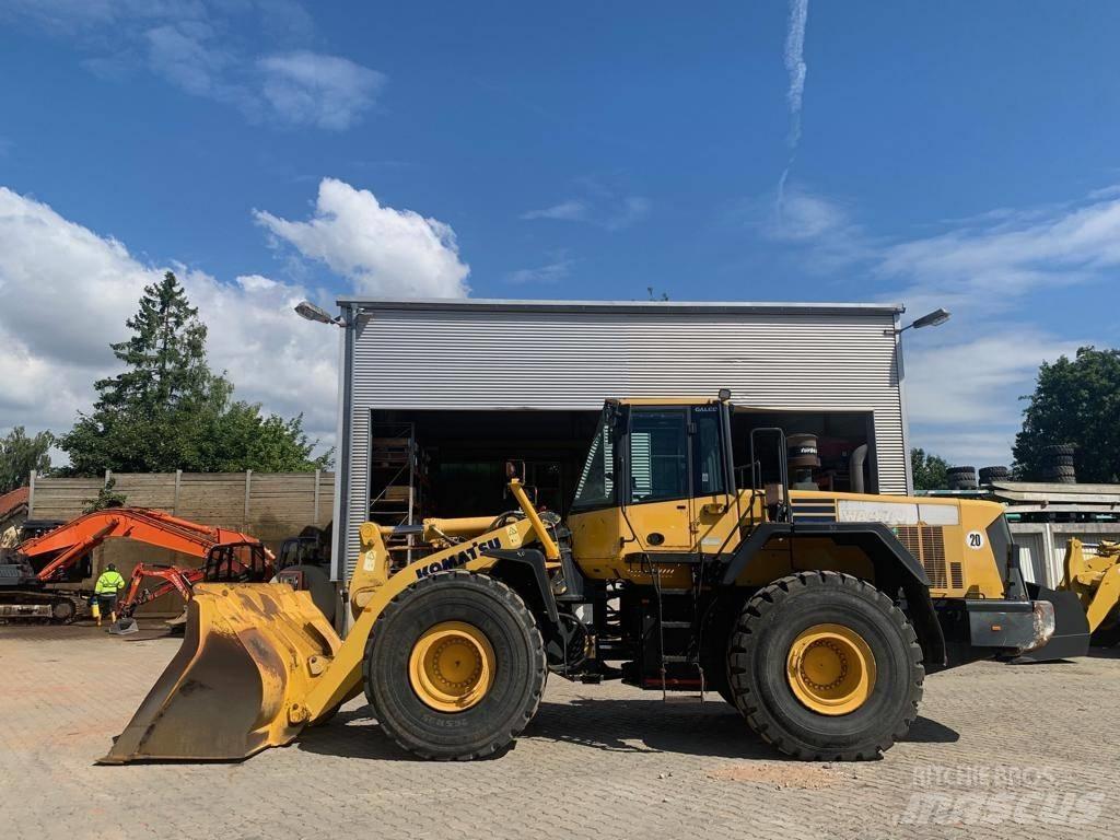 Komatsu WA 470-6 Pale gommate