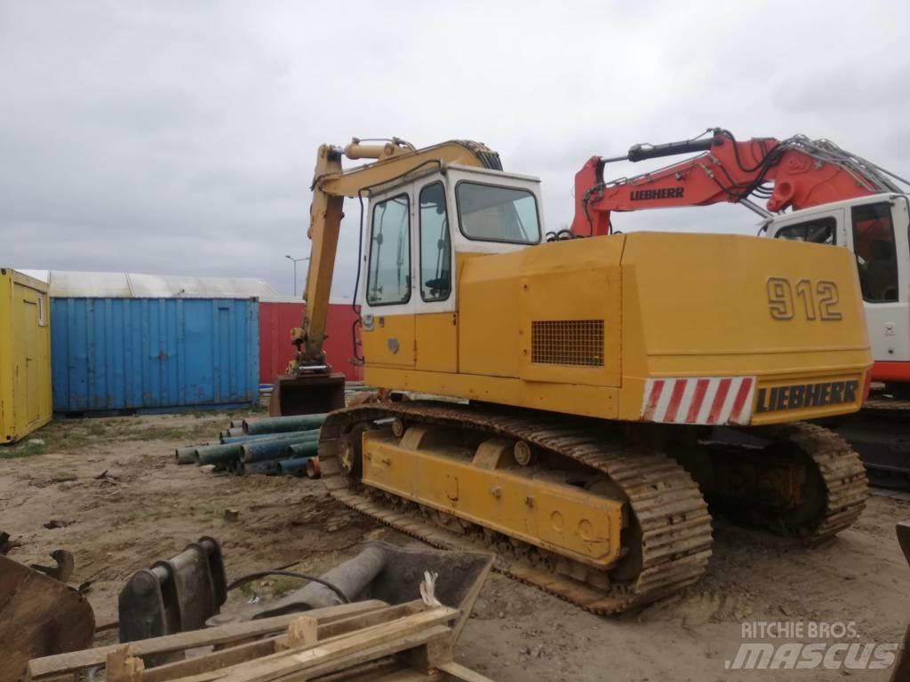 Liebherr R 912 Escavatori cingolati
