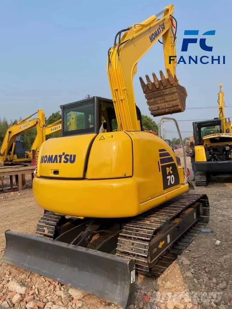 Komatsu PC 70 Escavatori medi 7t - 12t