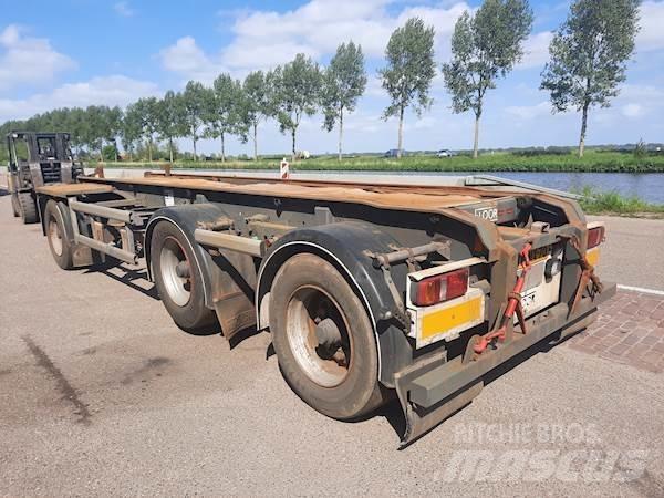 Floor FLA-3-101 Semirimorchi portacontainer