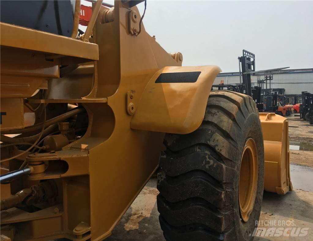 CAT 966 G Pale gommate
