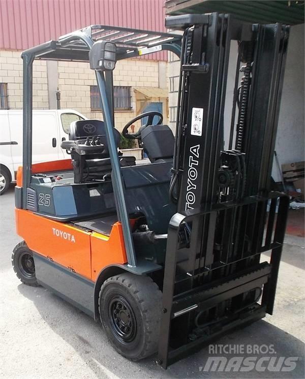 Toyota 7 FBMF 25 Carrelli elevatori elettrici