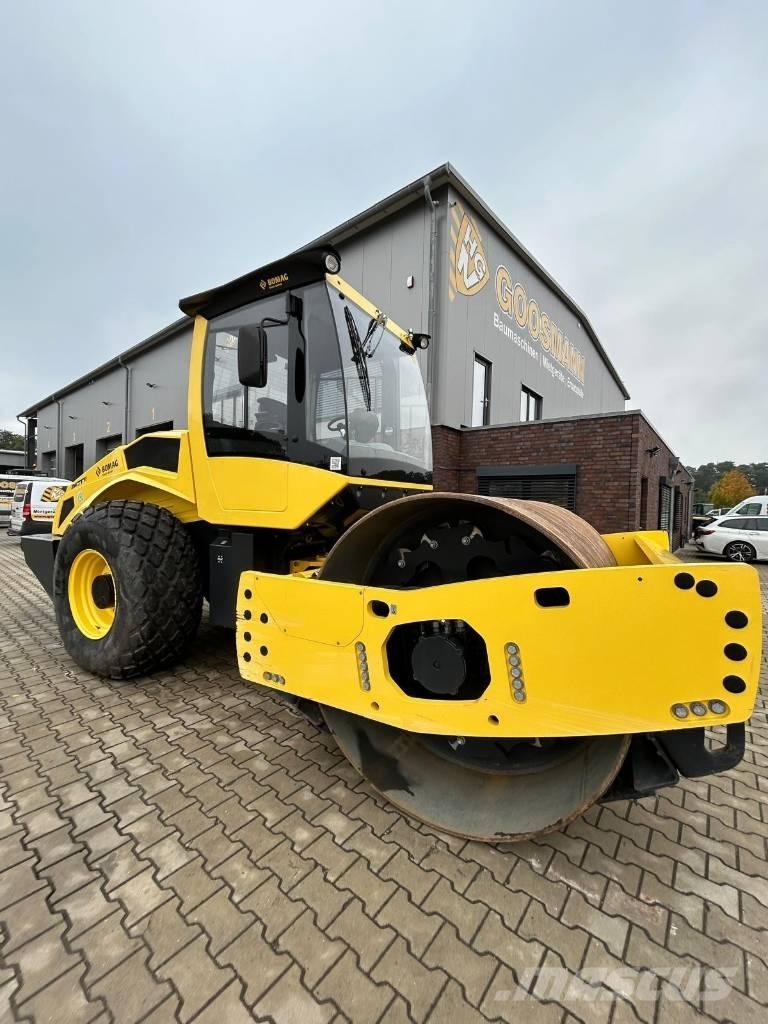 Bomag BW 211 D-5 Rulli monotamburo