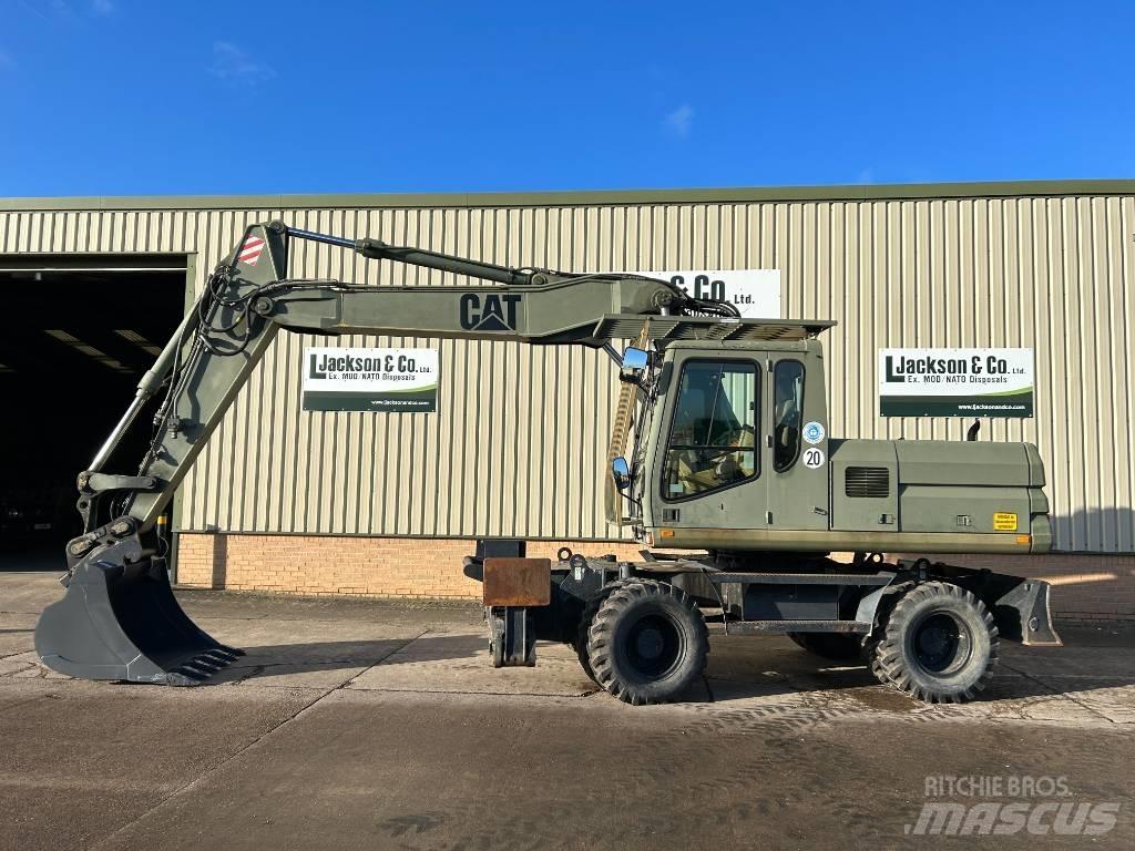 CAT 318 Escavatori gommati