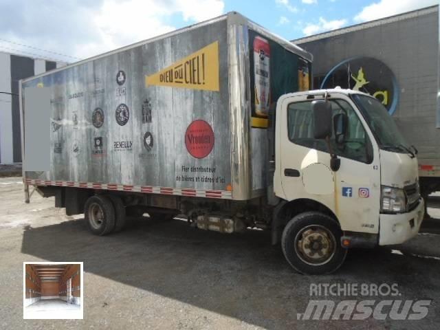 Hino 195 D Camion cassonati