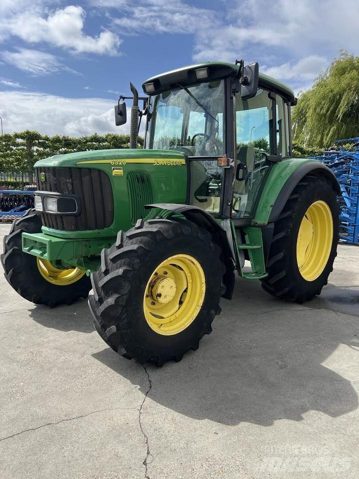 John Deere 6320 Trattori