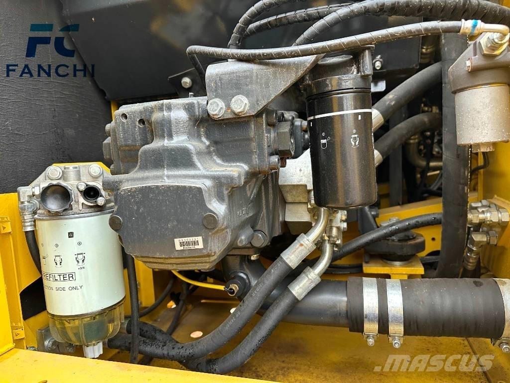 Komatsu PC 210-8 Escavatori cingolati