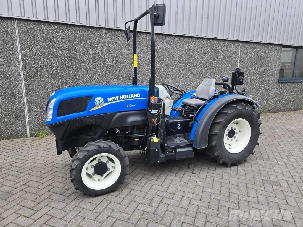 New Holland T 4.75 V Trattori