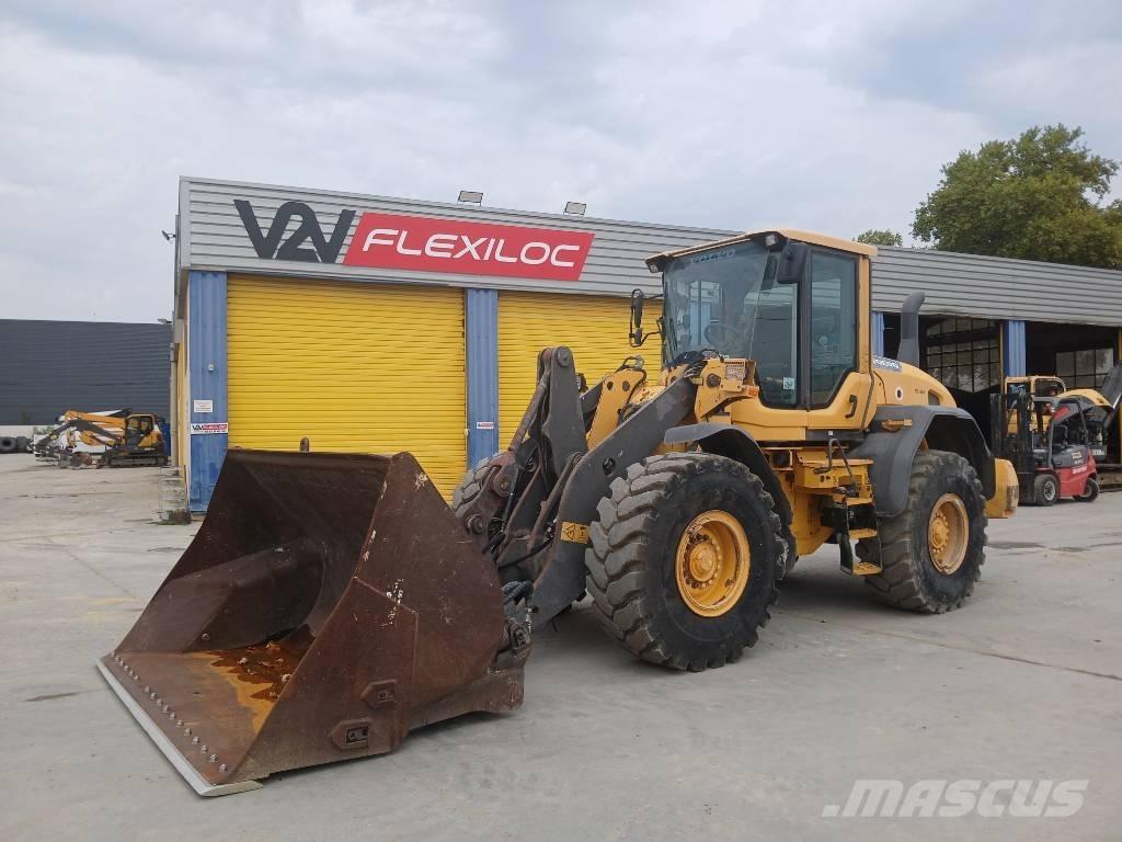 Volvo L 90 G Pale gommate