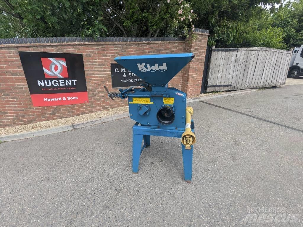  KIDD 6" ROLLER MILL Alimentatori per animali