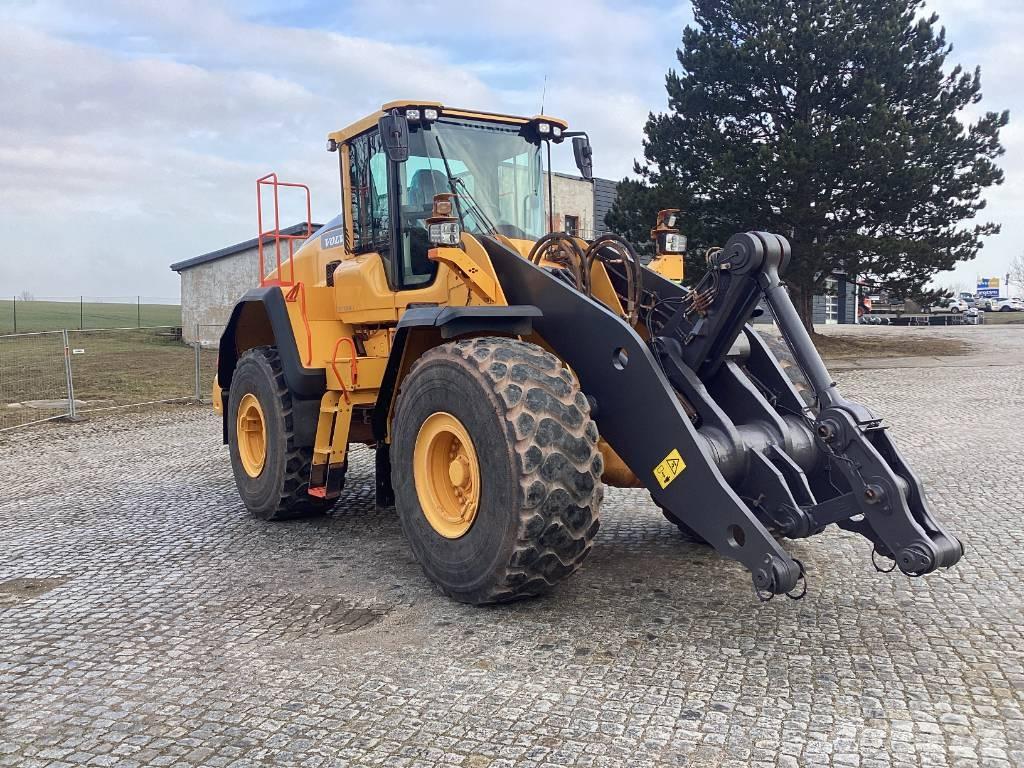 Volvo L 150 H Pale gommate