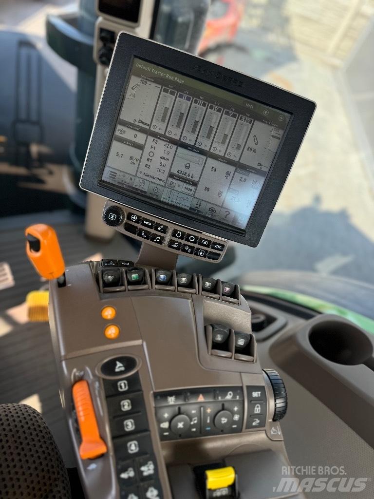 John Deere 8400 R Trattori