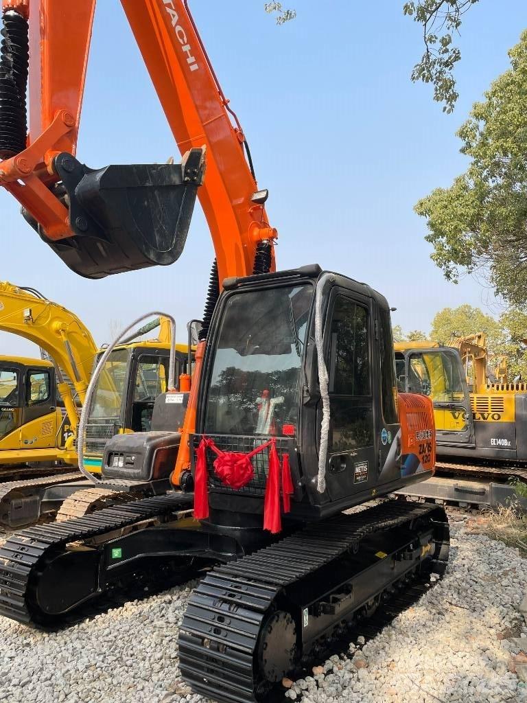 Hitachi 120 Escavatori cingolati
