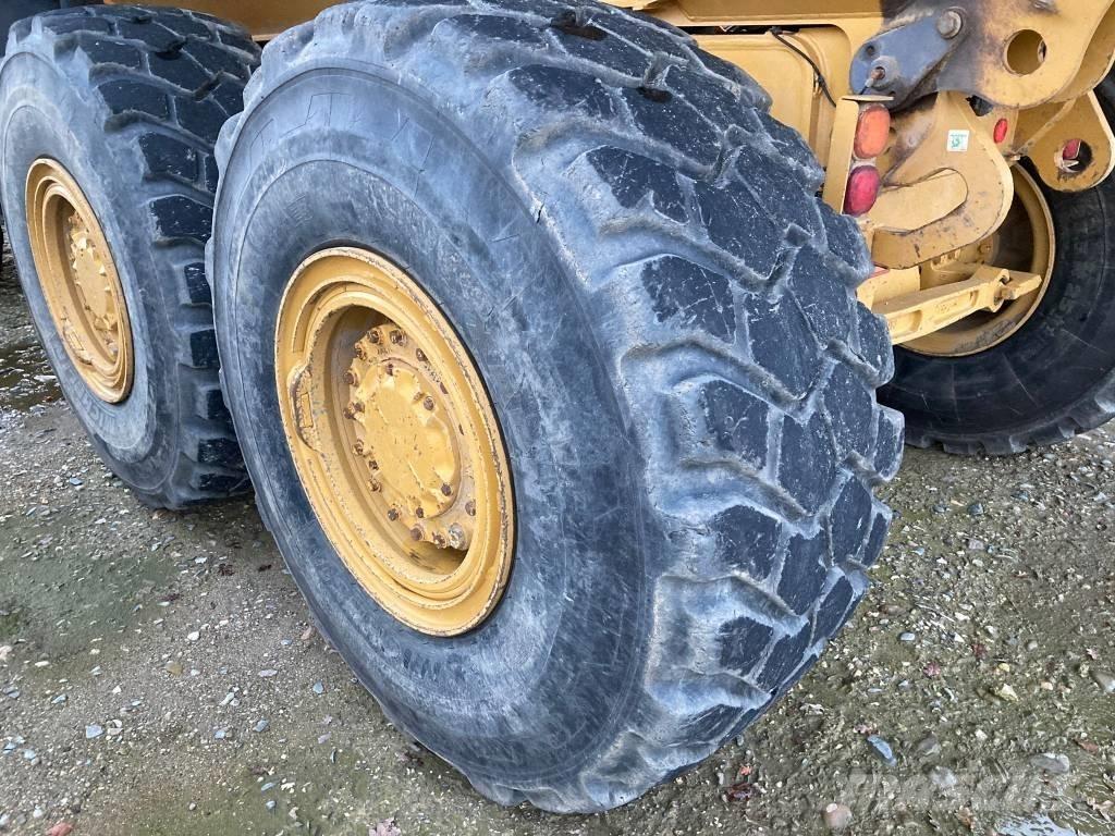 CAT 730 C Dumpers articolati