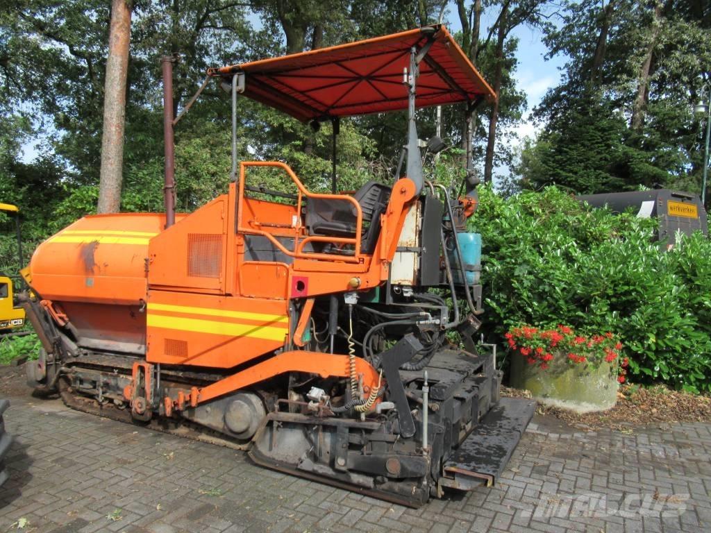 Demag DF 65 C  DF 115 Finitrici