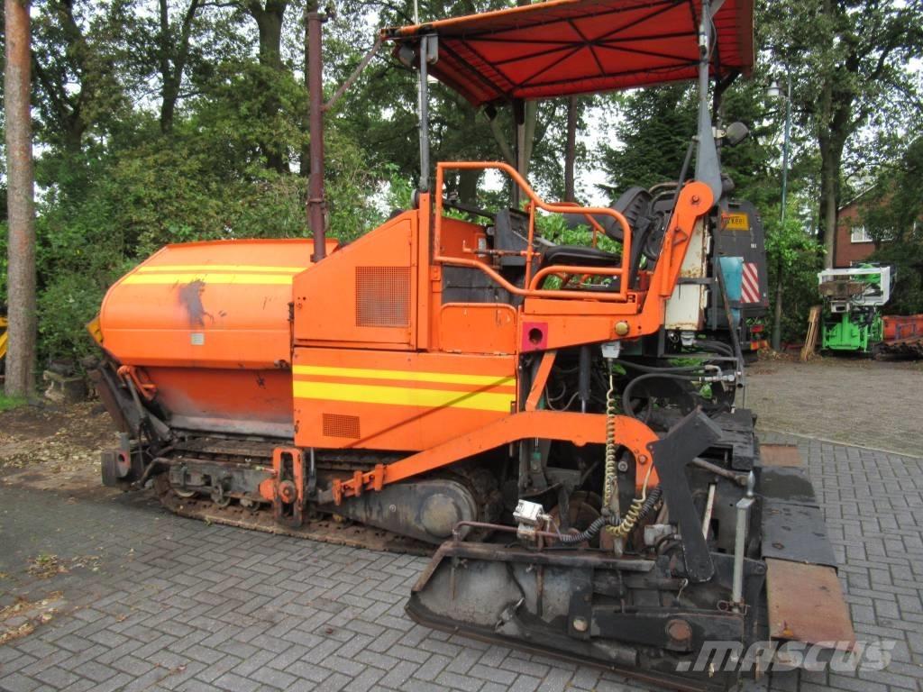 Demag DF 65 C  DF 115 Finitrici