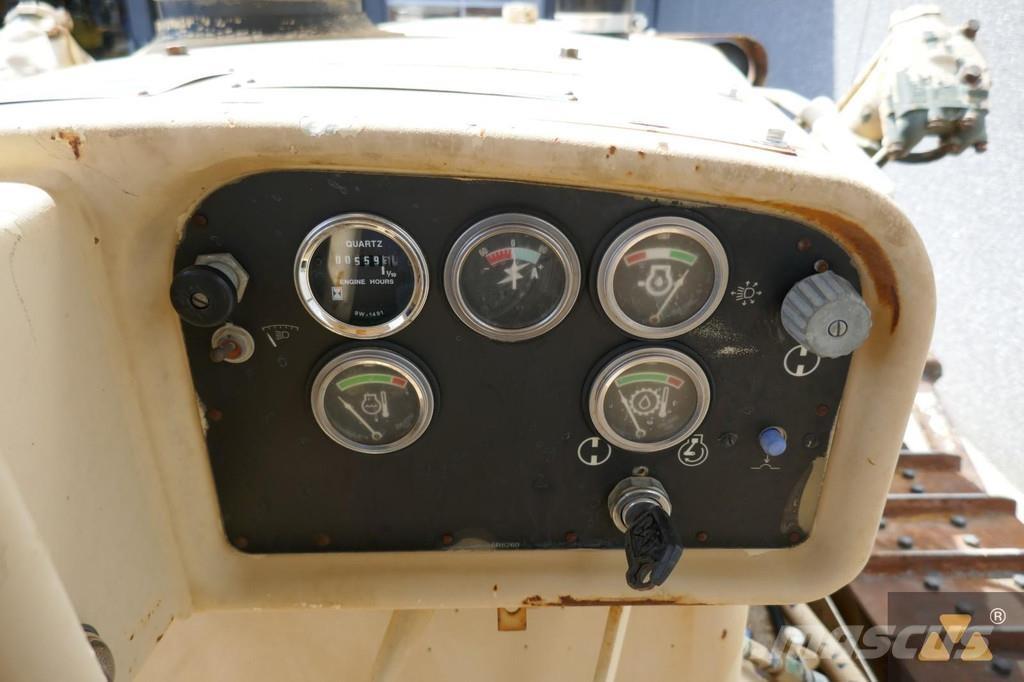 CAT D7G Ex-army Dozer cingolati