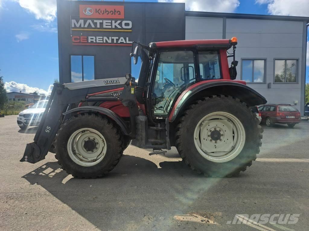 Valtra N 142 Trattori