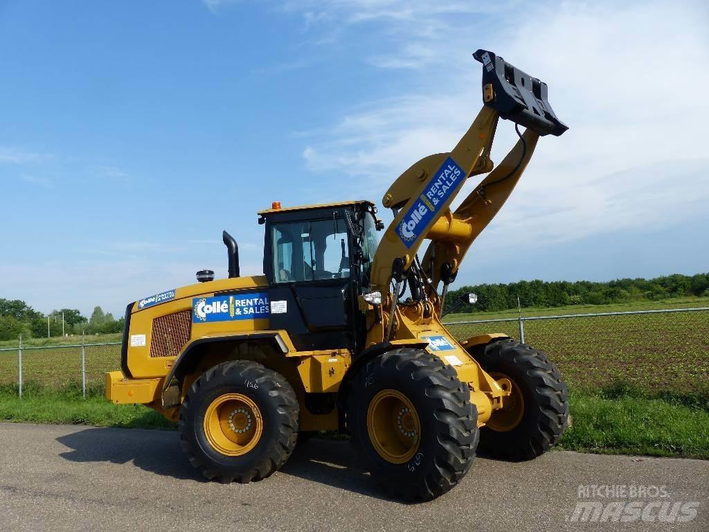 CAT 926 M Pale gommate