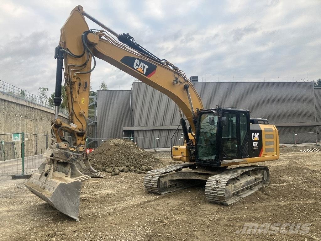 CAT 323 F L Escavatori cingolati