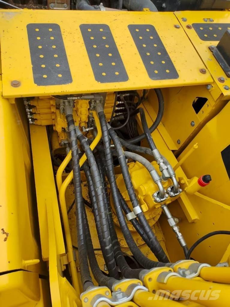Komatsu PC 210 Escavatori cingolati