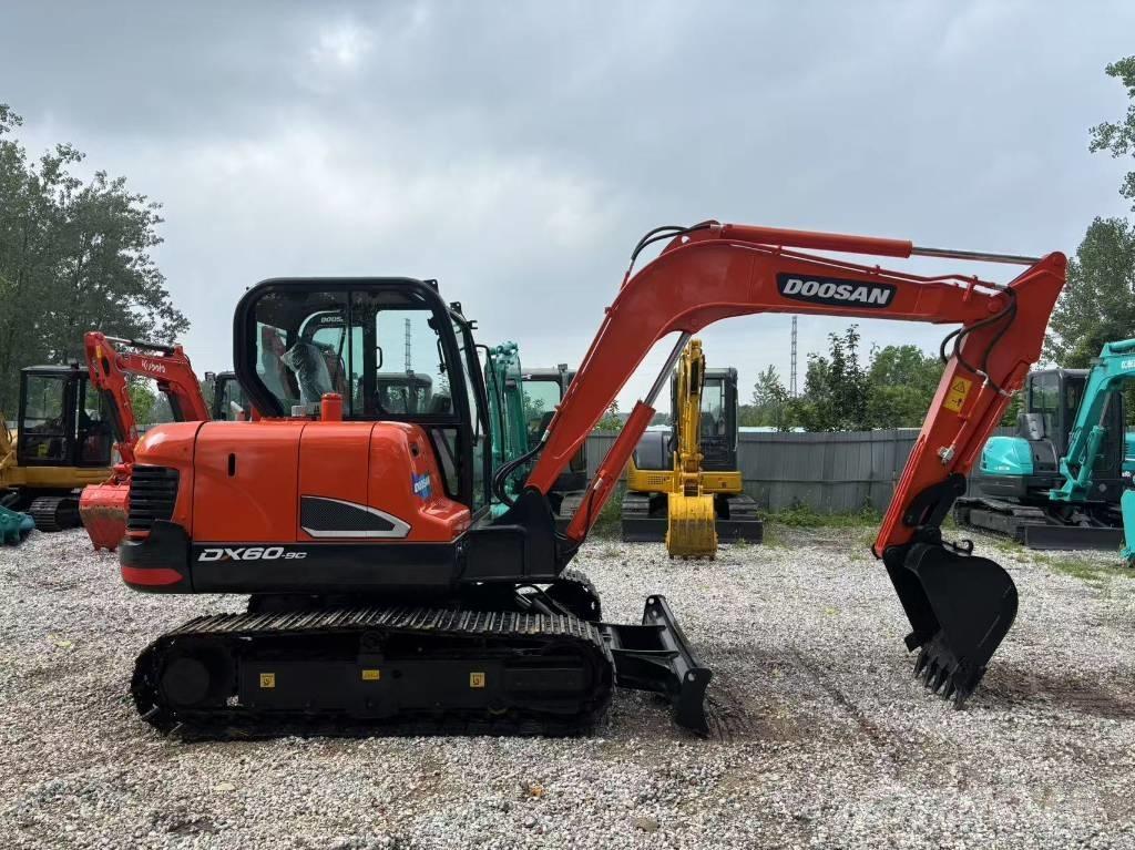 Doosan DX 60 Miniescavatori