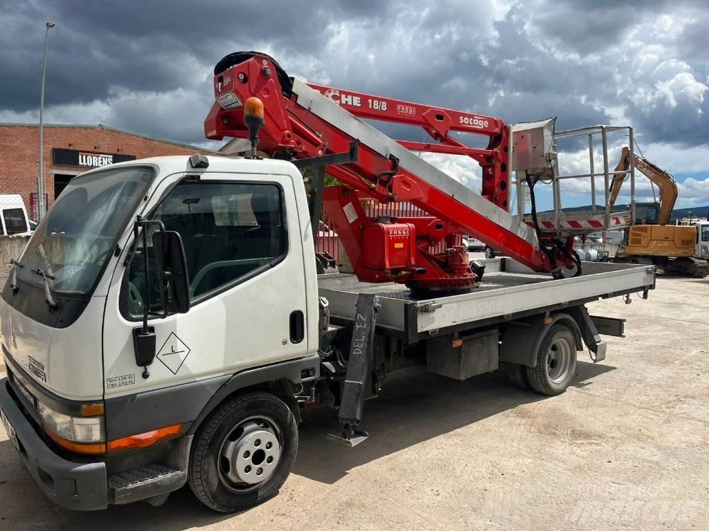 Mitsubishi Canter Camion con gancio di sollevamento