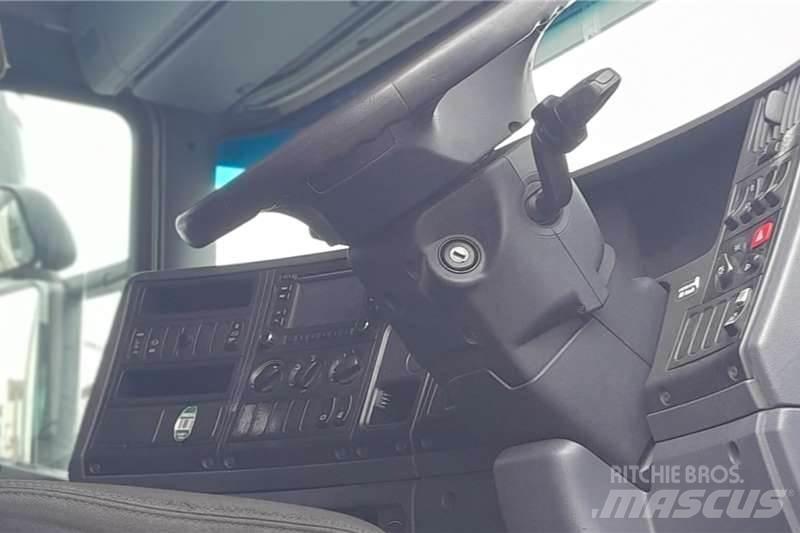 Scania G460 Camion altro