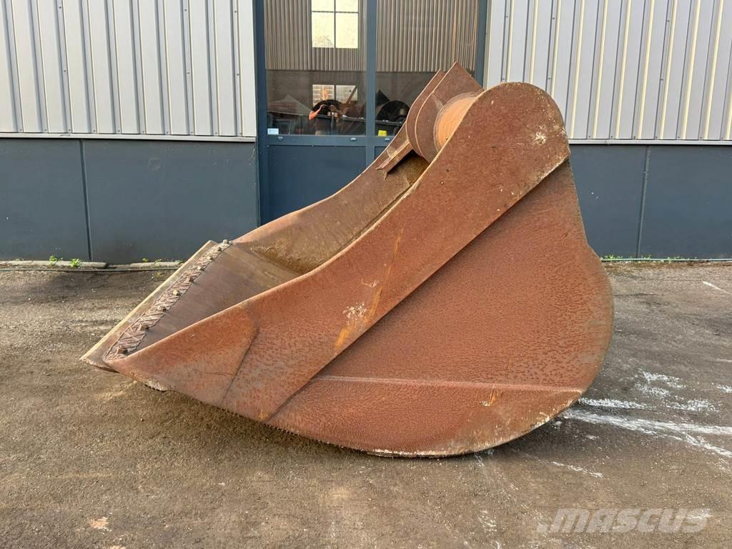  Onbekend NG-2600 Benne