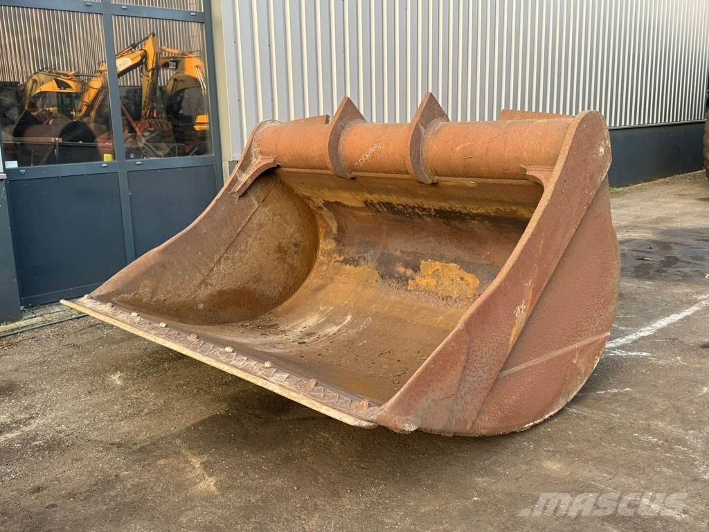  Onbekend NG-2600 Benne