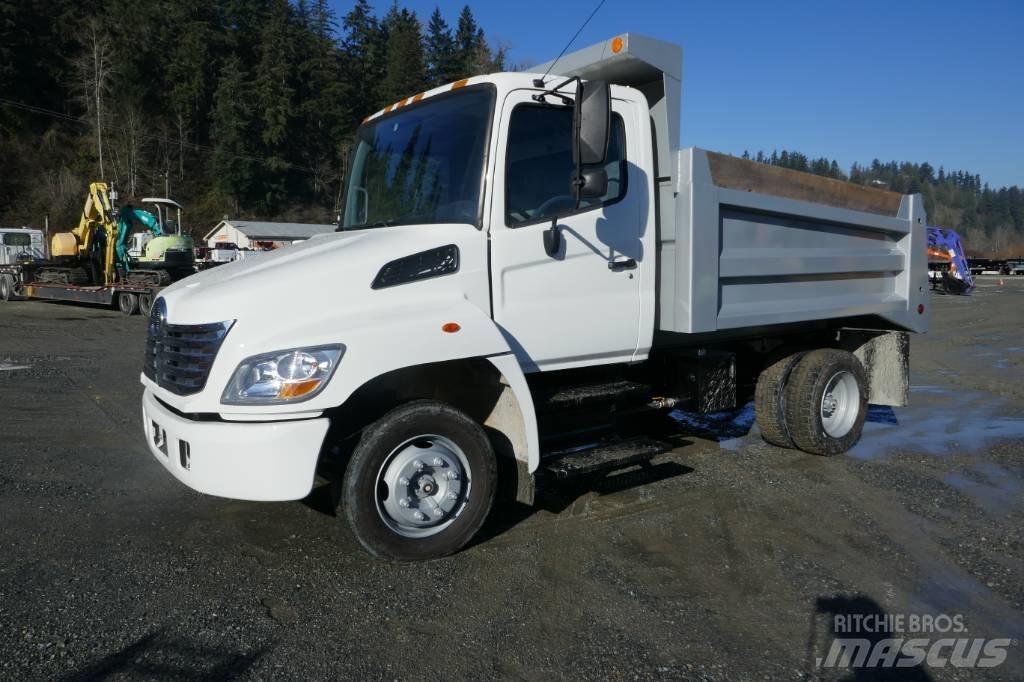 Hino 258 LP Camion ribaltabili